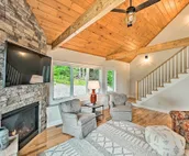 All-Season Slopeside Chalet on Black Mountain