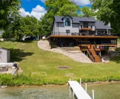 Beautiful Newly Renovated (2021) Lakefront Home Near Notre Dame