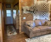 Chamberlain 2 Bedroom Cabin, Sleeps 4-6, Great View,  Boat/Camper Parking, Quiet