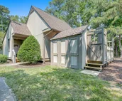 Sea Colony Delight W/ Private Deck, Shared Amenities, Full Kitchen & Free WiFi!