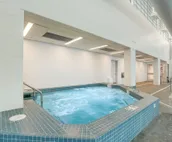 Sea Colony Delight W/ Private Deck, Shared Amenities, Full Kitchen & Free WiFi!