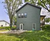 ‘Bross Brother's Cabin’ w/ Wraparound Porch!