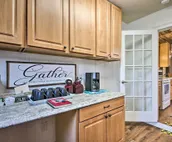 Cozy Grove Home < 2 Mi to Grand Lake Boating
