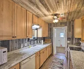 Cozy Grove Home < 2 Mi to Grand Lake Boating