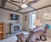 Cozy Grove Home < 2 Mi to Grand Lake Boating