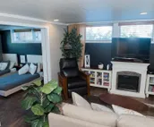 Entire Historic Home on Iconic 8th St w/ heated indoor pool