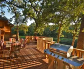 Tranquil Texoma Lake House w/ private lake on .5 acres & steps from Lake Texoma