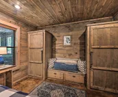 Luxe Cabin w/ Tesla Charging Station, 3 Mi to Lake