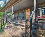 Luxe Cabin w/ Tesla Charging Station, 3 Mi to Lake