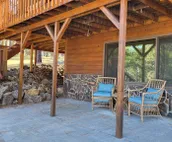 The Wandering Goat, near Custer State Park **Hot tub**