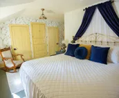 Top Floor Historic Limestone Property Downtown