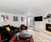 Spacious Retreat with great yard 4bd/3bth