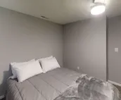 Renovated 3bed 1bath home that comfortably sleeps up to 8 guests!