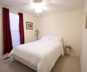 Private 4 BR Charming Home Close to Downtown and KU