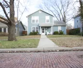Private 4 BR Charming Home Close to Downtown and KU
