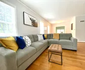 Cheerful Spacious 4 bd Vacation Home Walks to Purdue Campus, Sports, and Golf