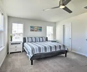 Bishop's Landing Townhome w/ Pool & Beach Shuttle!