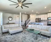 Bishop's Landing Townhome w/ Pool & Beach Shuttle!