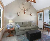 Cypress Creek House | Bright 3/2 on the creek and minutes from downtown!