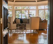 LAKEFRONT, INCREDIBLE SUNSETS, SLEEPS 20+, HIGHSPEED WIFI