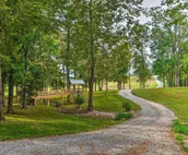 Apartment with Shared Amenities on 50 Acres