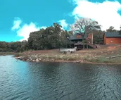 Charming EdgeWater Escape, private pool near Arbuckle Lake