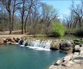 Charming EdgeWater Escape, private pool near Arbuckle Lake