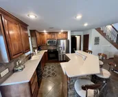 Charming EdgeWater Escape, private pool near Arbuckle Lake