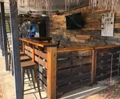 Charming EdgeWater Escape, private pool near Arbuckle Lake