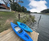 Charming EdgeWater Escape, private pool near Arbuckle Lake