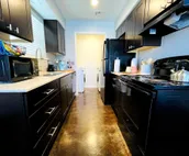 [SU 922-1] Evie's Campus-close 2 bedroom luxury