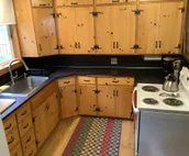 Bungalow & Bunk House, Sleeps 10, Close to Lake