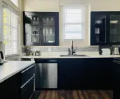 Abode à la Mode | Centrally Located 2BR/1BA Home / Fast wifi/Close to everything