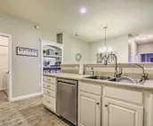 Fort Wayne Condo: 9 Mi to Downtown & Main St!