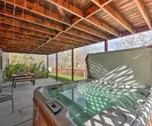 Outdoor Enthusiasts' Retreat w/ Hot Tub, Deck