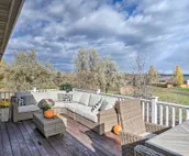 Outdoor Enthusiasts' Retreat w/ Hot Tub, Deck