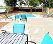 Just Like Home #8-OKC; Swimming, Billiards & Spacious. Close to Lake Hefner, etc