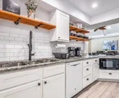 Just Like Home #8-OKC; Swimming, Billiards & Spacious. Close to Lake Hefner, etc
