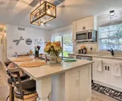 Warm + Cozy Buckeye Lake Home: Yard + Patios!
