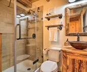 Luxe Dog-Friendly Cabin w/ Hot Tub & Game Room