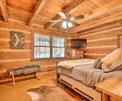 Luxe Dog-Friendly Cabin w/ Hot Tub & Game Room