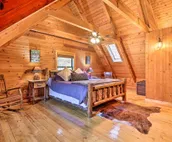 Luxe Dog-Friendly Cabin w/ Hot Tub & Game Room