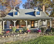Luxe Dog-Friendly Cabin w/ Hot Tub & Game Room