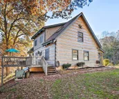 Luxe Dog-Friendly Cabin w/ Hot Tub & Game Room