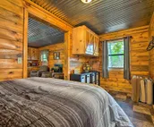 Secluded Wright City Cabin w/ Scenic Forest Views!
