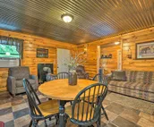 Secluded Wright City Cabin w/ Scenic Forest Views!