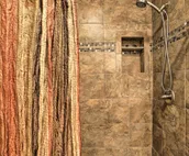 Ideally Located Alaskan Getaway w/ Patio & Hot Tub