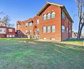Enid Apartment ~ 1 Mi to Historic Downtown!