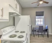 Pet-Friendly Apt Near Historic Downtown Enid