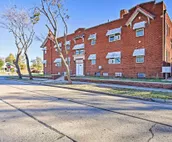 Restored Enid Apt ~ 1 Mile to Historic Downtown!